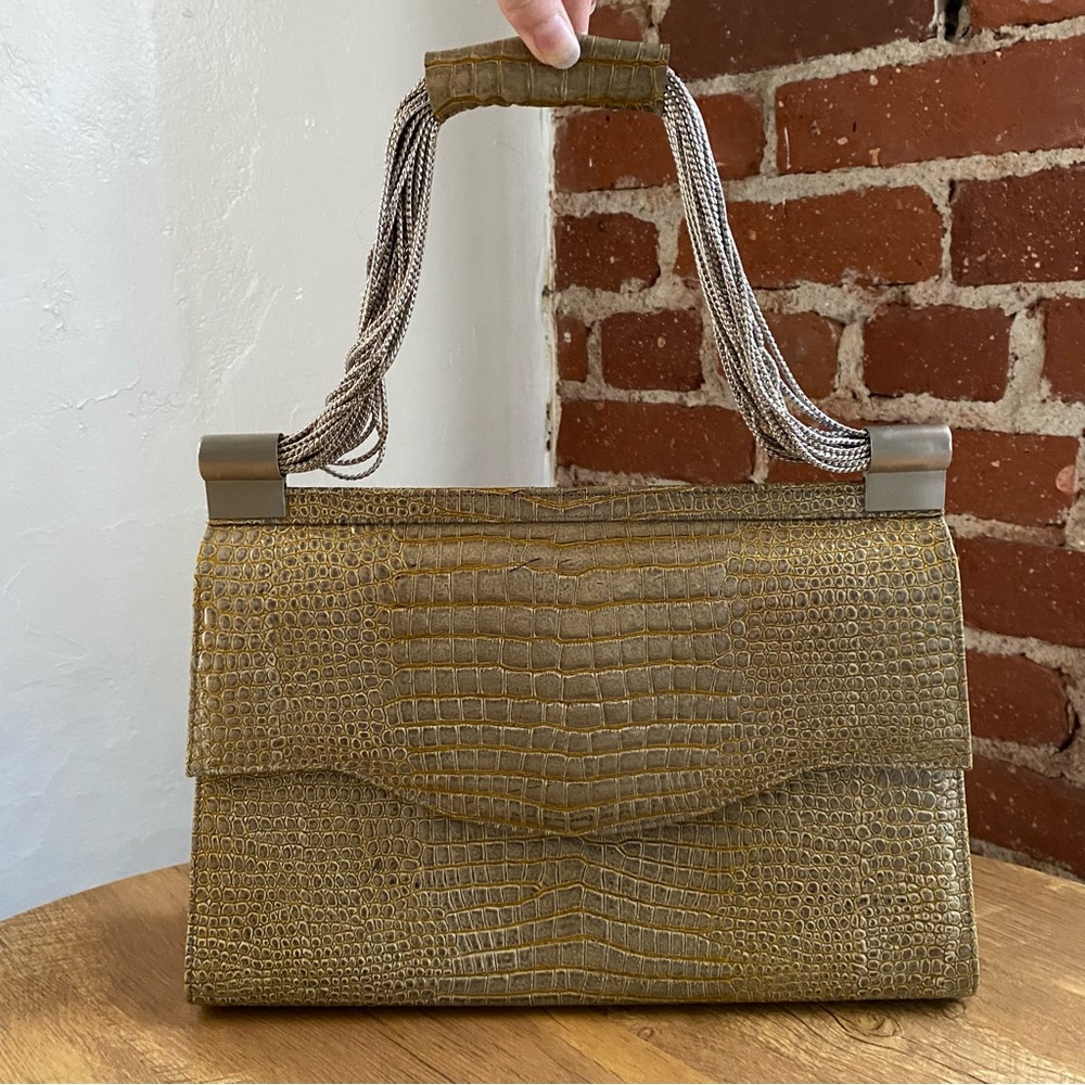 Genuine Thale Blanc purse gator style with metal chain handle